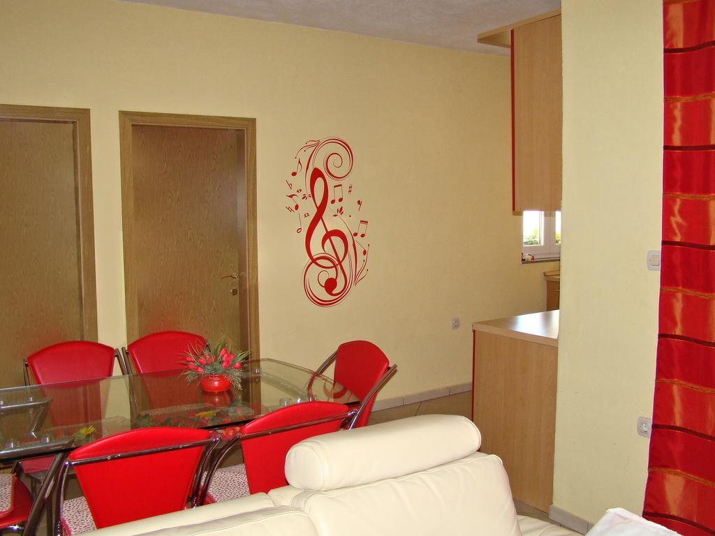 Apartments Buturic Сали Номер фото